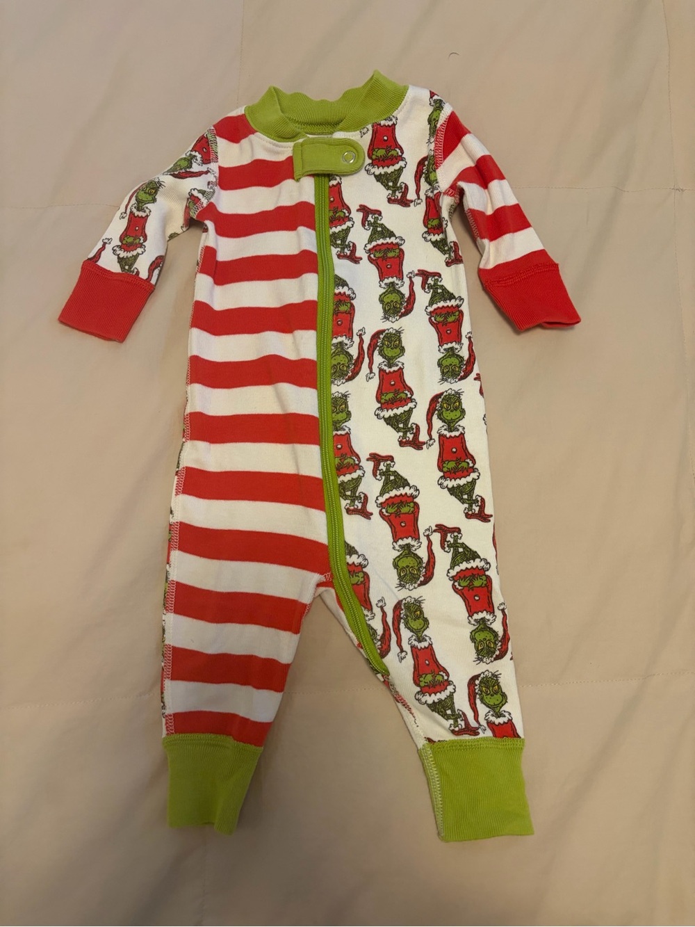 Hanna Andersson Red & Green Grinch-Print Zip One-Piece